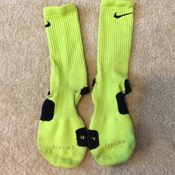 nike athletic socks